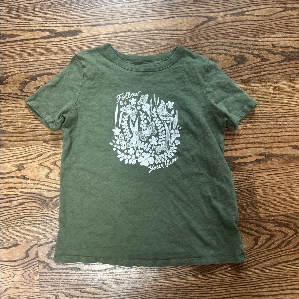 Small womens t-shirt